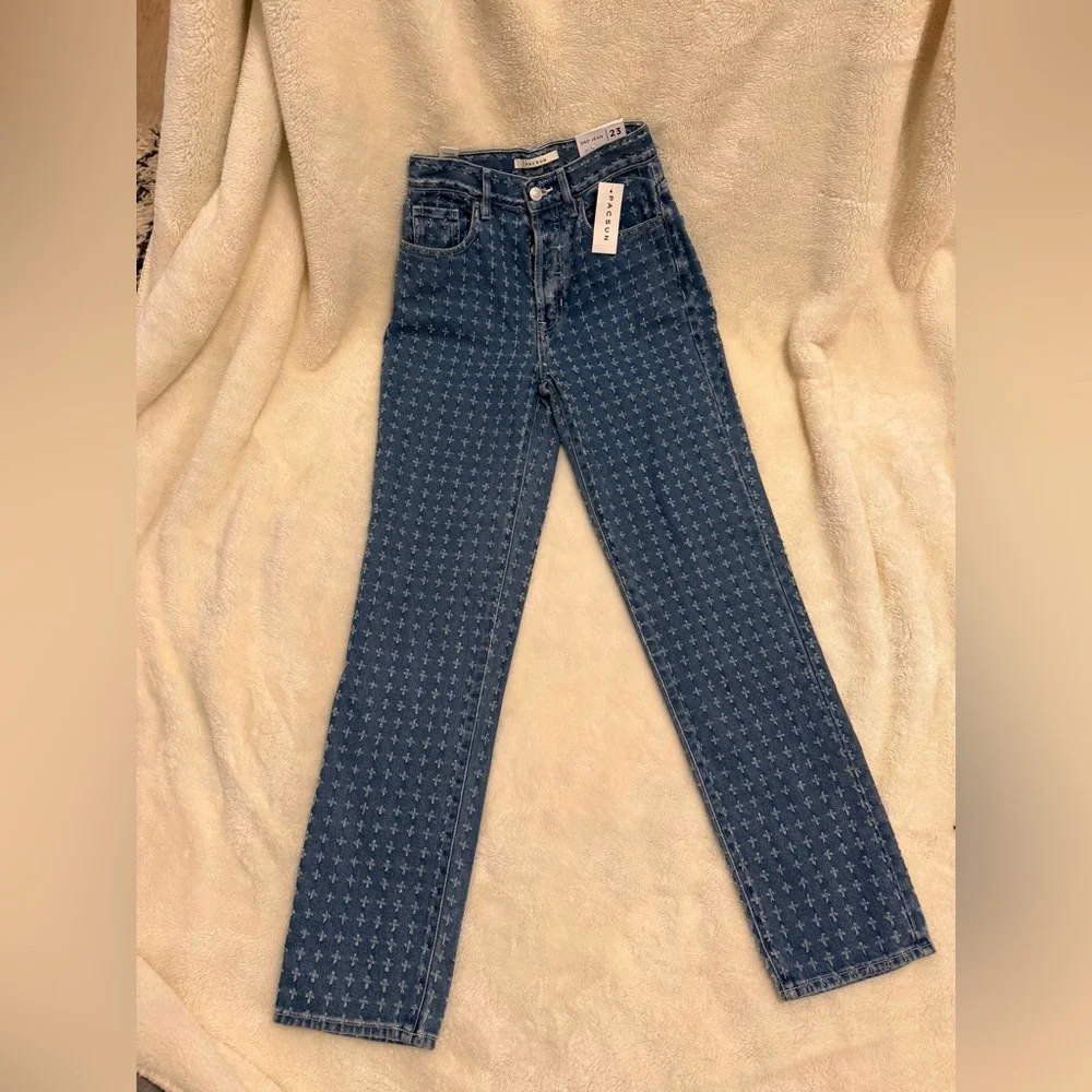 PacSun Medium Blue Distressed Dad Jeans - 23 - Picture 5 of 9
